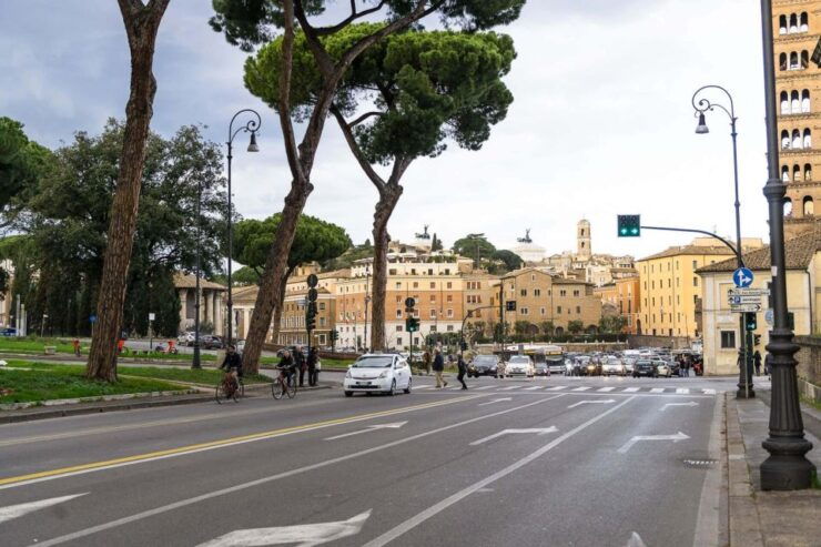 Magnificent Rome Walking In-App Audio Tour in English - Booking Details