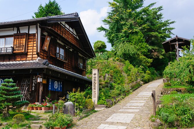 Magome & Tsumago Nakasendo Full-Day Private Trip With Government-Licensed Guide - Trail Overview and Highlights