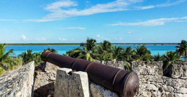 Mahahual: Bacalar Fort Visit and Blue Lagoon Boat Ride Combo - Activity Duration and Language Options