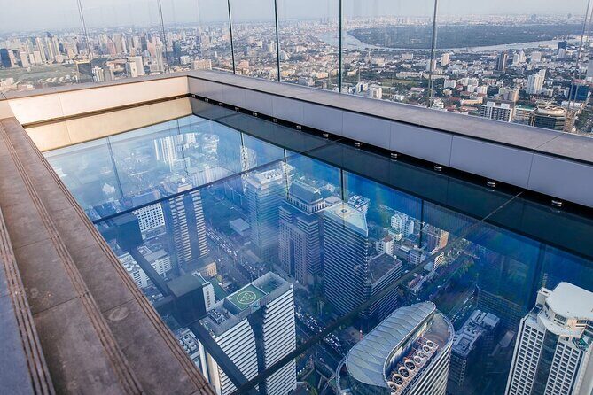 Mahanakhon SkyWalk with SkyVerse Rooftop Access - What to Expect During Your Visit
