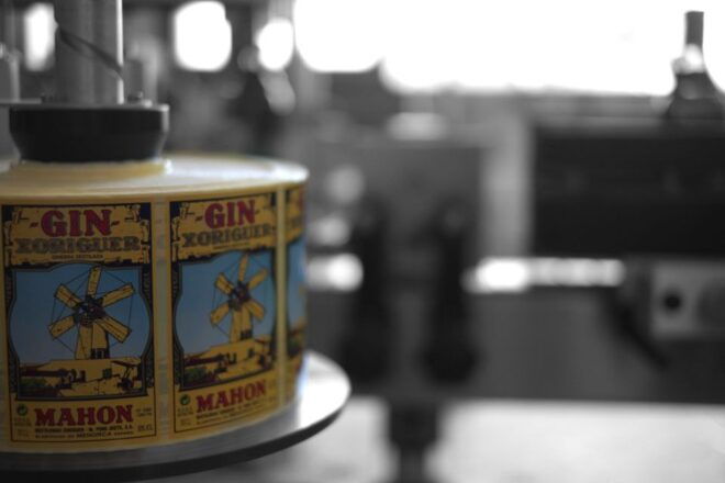 Mahón: Gin Distillery Tour With Tasting & Appetizers - Customer Reviews