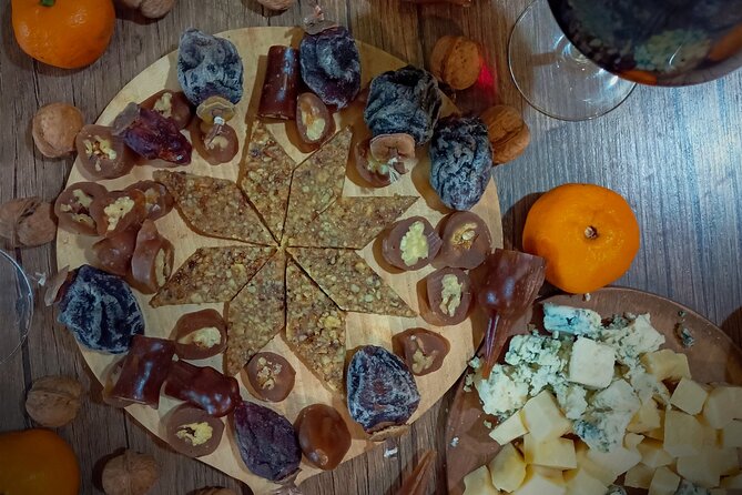 Maia and Ninas Magic Kitchen - Location and Setting