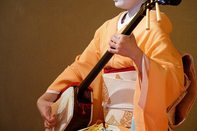 Maiko on the Noh Stage Dance with Live Shamisen - What to Expect From the Tour