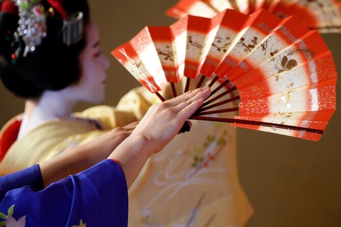 Maiko on the Noh Stage Dance with Live Shamisen - Good To Know