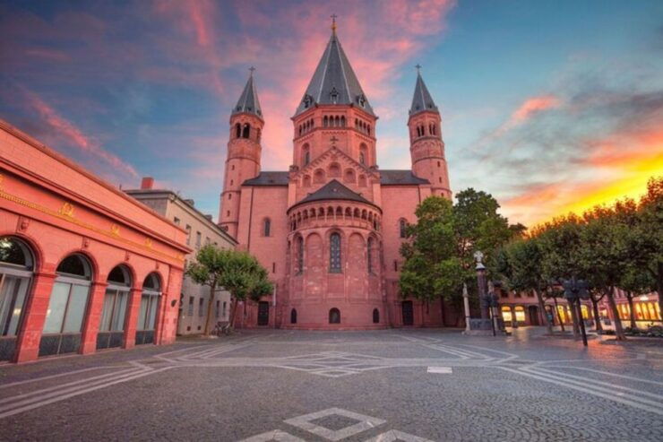 Mainz: Private Custom Tour With a Local Guide - Experience Highlights