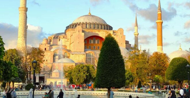 Majestic Istanbul Tour and Bosphorus Sunset Yacht Cruise - Historical Sites