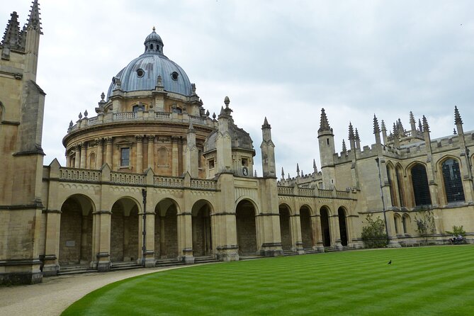 Majestic Oxford – Private Walking Tour for Couples - Uncover the History and Culture of Oxford