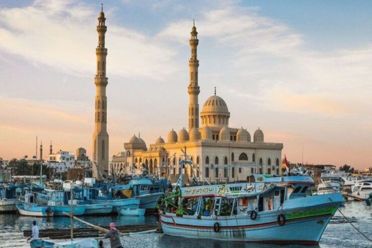 Makadi Bay: Guided City Tour and Parasailing Adventure - City Tour Overview