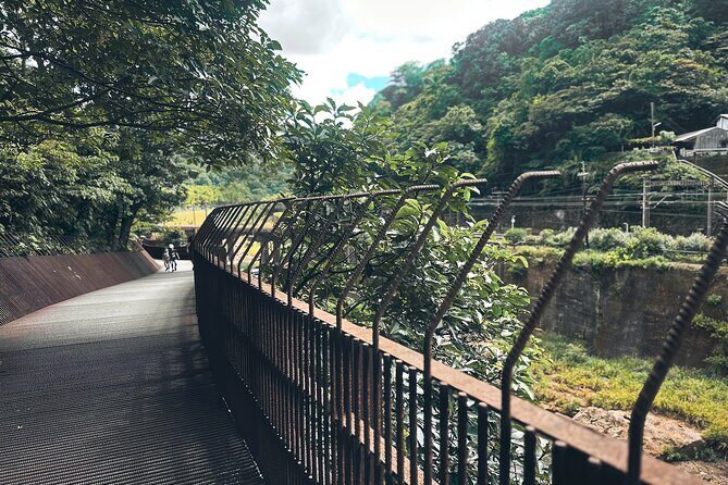 Makang, Mutan, Houtong Cat Village & Sandiaoling Day Tour - FAQ