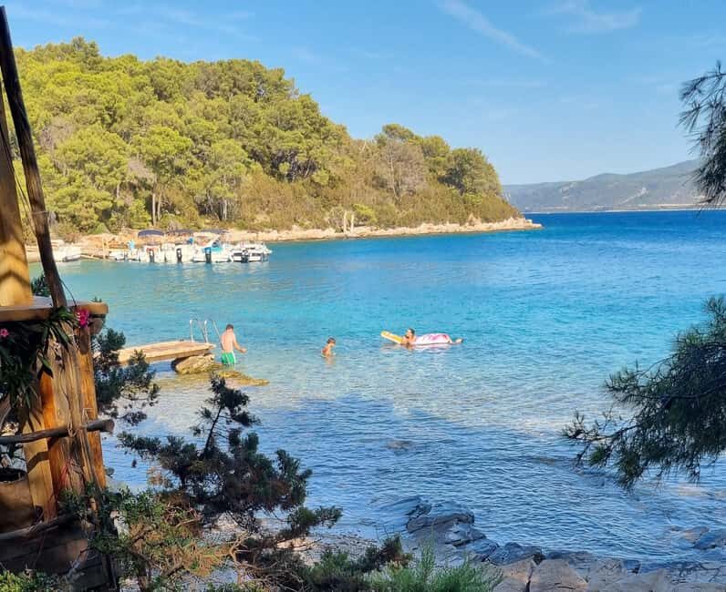 Makarska: 3 island, Cave, Cliffs, Jelsa, Lagoon, Golden Horn - Why This Tour Offers Great Value