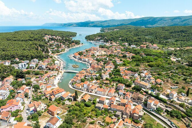 Makarska: 3-Island Golden Horn and Blue Lagoon Speedboat Tour - Why This Tour Is Perfect for You