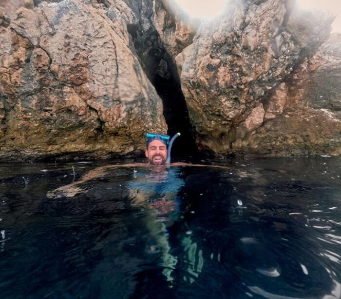 Makarska: 3-Island Speedboat Tour with Cave and Blue Lagoon - Frequently Asked Questions