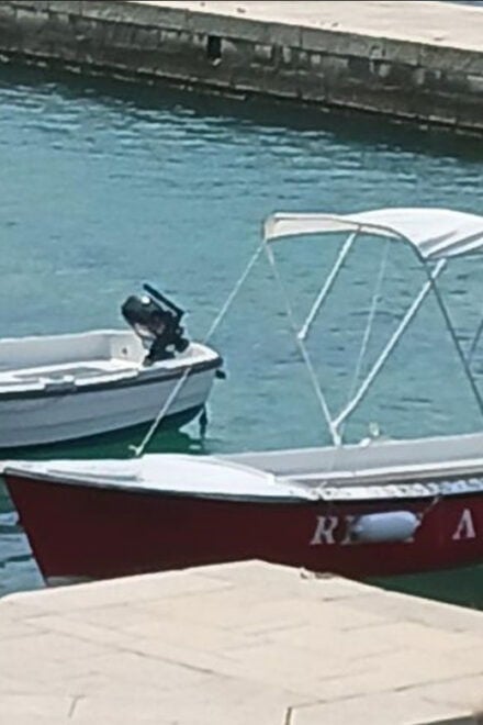 Makarska: Rent a Boat - MPL Nautika - Essential Amenities and Services