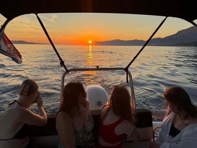 Makarska: Speedboat Sunset Tour to hidden bay on island Bra - Good To Know