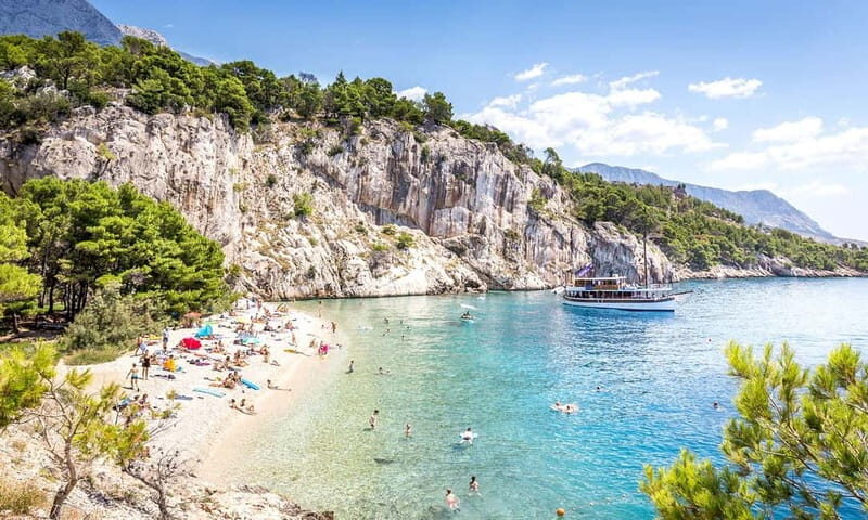 Makarska:Private halfday boat tour,Hvar,blue Cave or Brac - Good To Know