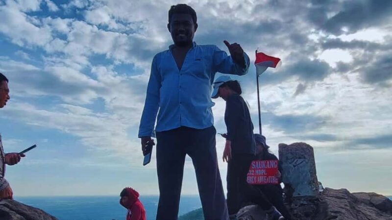 Makassar: Sunset Trek Bulusaukang  Mountain from the City - An In-Depth Look at the Sunset Trek Experience