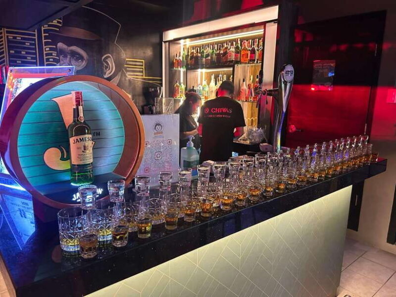 Makati Pub Crawl with Optional City Tour - A Deep Dive into the Makati Pub Crawl Experience