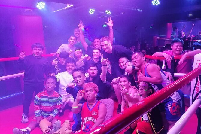 Makati : Pubcrawl Midget boxing rooftop music and gogo clubs - Introduction