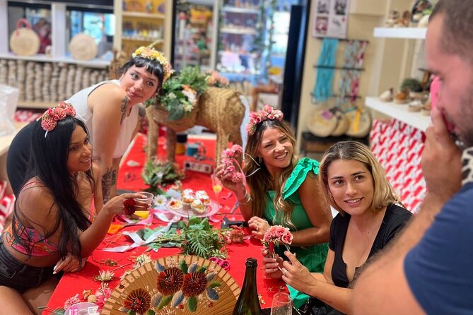 Make a Traditional Sevillian Headdress - Experience Highlights
