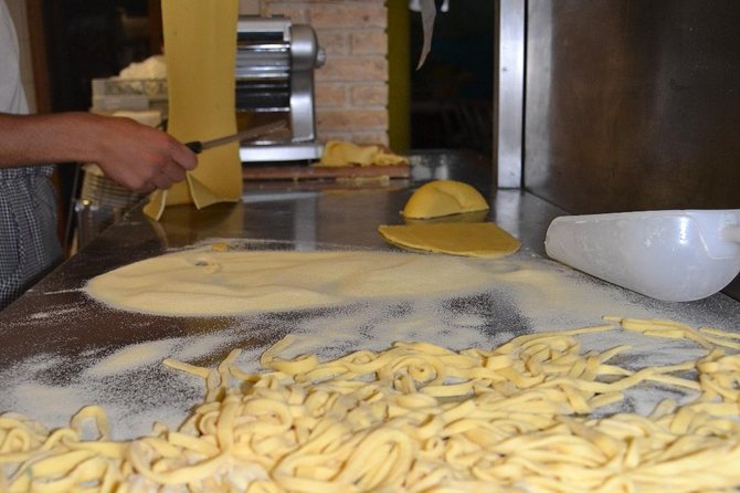 Make Hand-made Pasta on the Amalfi Coast - Price and Reservation