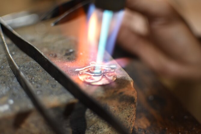 Make Your Own Bali Silver Jewelry Class With Balinese Family - Good To Know