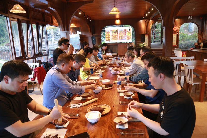 Make Your Own Chocolate Experience in Balava Dalat - A pine valley, not a city-centre stop