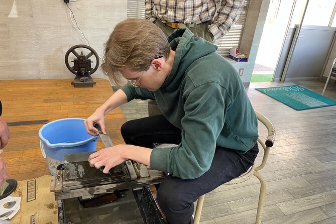 Make Your Own Samurai Knife at the Knife Museum in Gifu - Professional Guidance