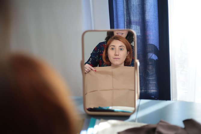 Makeover Makeover Workshop: Sublimate Your Face With a Make up for You! - Expert Guidance From Christelle Macia