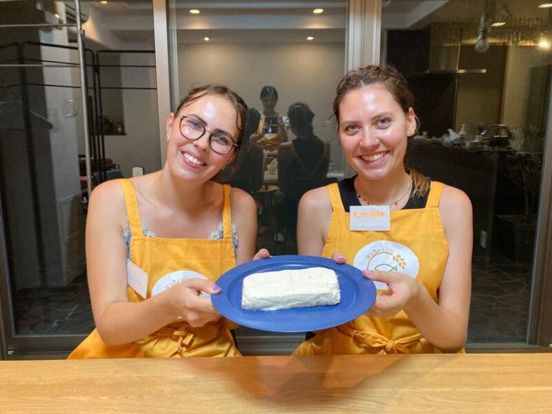 Making Fresh To-fu from soybeans in Kyoto - A Thorough Look at the Tofu-Making Class in Kyoto