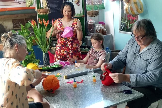 Making Lanterns Class in Hoi An Old Town - Lantern Making Class Overview