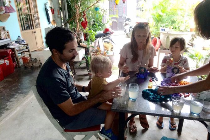 Making Lanterns Class in Hoi An Old Town - Traditional Lantern Designs and Meanings