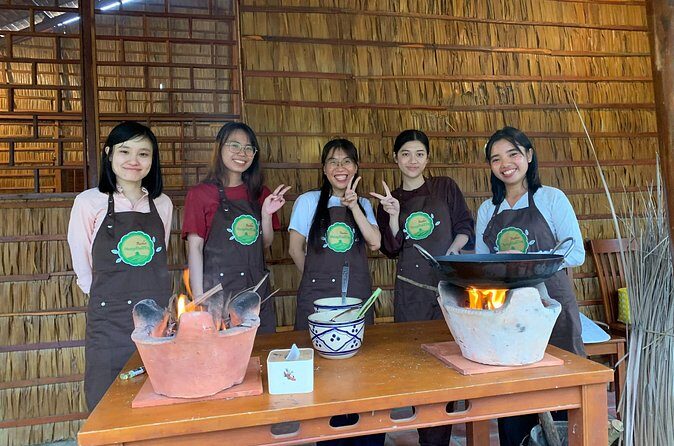 Making Mekong Style Bánh xèo Mekong Rustic Can Tho Hideaway - Herb Garden and Ingredient Picking