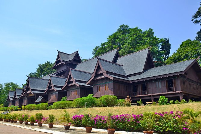Malacca Shore Excursion From Cruise Port With Local Guide & Lunch - Price Details and Booking