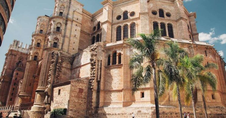 Málaga: 2-Hour Historical Center & Cathedral Tour - Tour Duration and Cancellation Policy