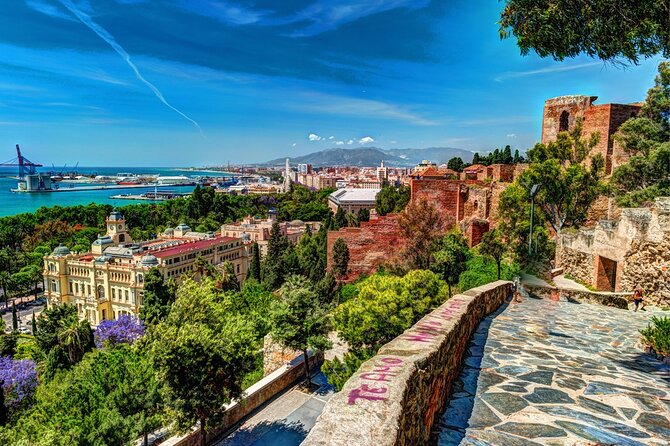 Malaga Airport Transfers : Malaga Airport AGP to Malaga City in Luxury Van - Reviews
