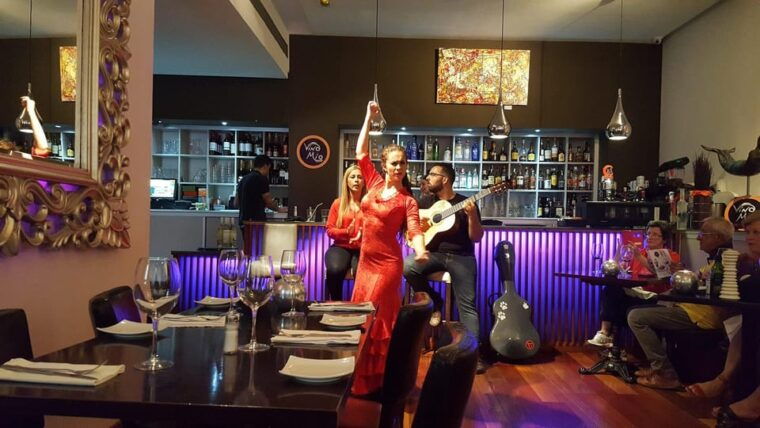 Malaga: Authentic Flamenco Dinner Show at Vino Mio - Customer Reviews