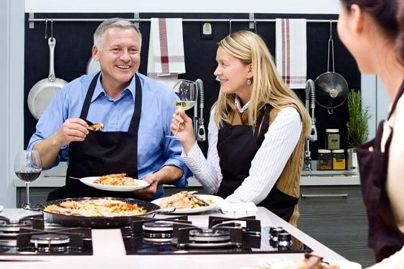 Malaga: Authentic Paella Cooking Class With Market Visit - Market Visit and Culinary Experience