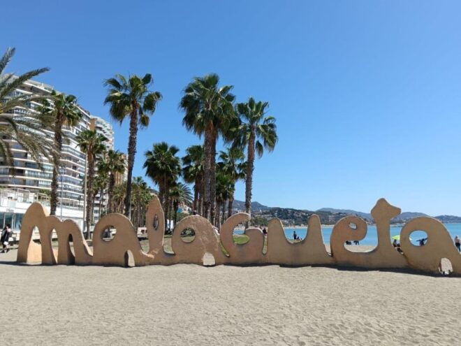 Malaga Bike Tour - Street Art, City Center, Bay Area - Duration and Group Size