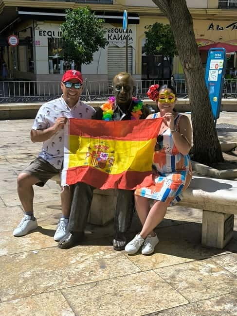 Málaga: City Highlights and Tapas Tasting Tour - A Deep Dive into the Málaga Highlights and Tapas Tour