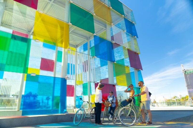 Málaga: City Highlights Guided Vintage Bike Tour - Good To Know