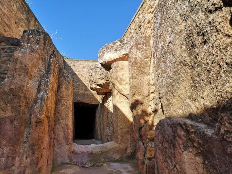 Málaga: Dolmens and El Torcal De Antequera Guided Day Trip - Good To Know