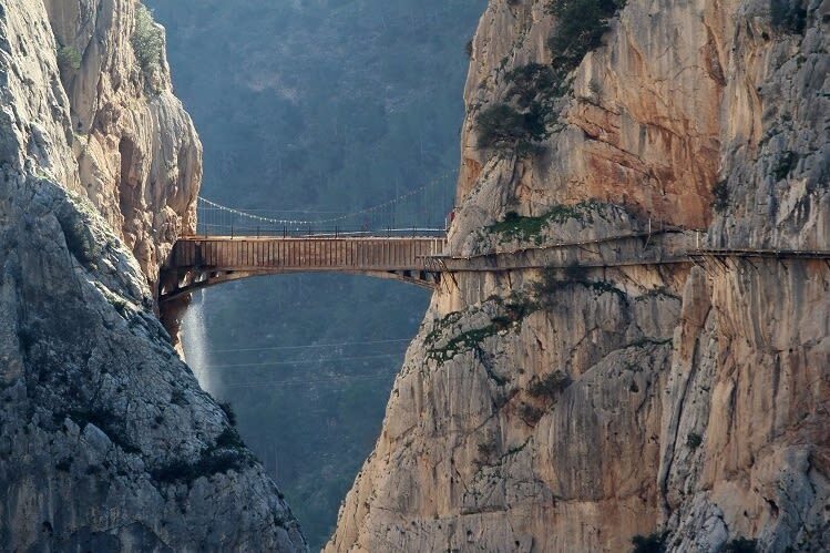 Málaga El Caminito del Rey Half-Day Guided Tour - A canyon walk with a past