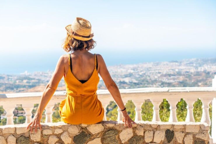 Malaga: Express Walk With a Local in 60 Minutes - Tour Details