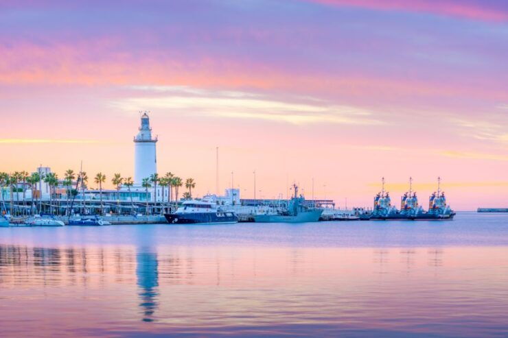 Malaga: First Discovery Walk and Reading Walking Tour - Tour Highlights