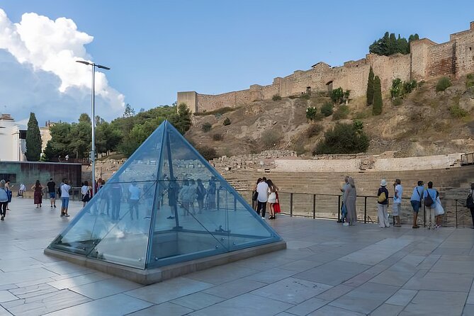Malaga for Love Birds: Romantic Walking Tour - Sunset Strolls Along the Beach