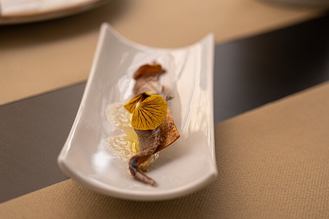 Malaga Fusion Gastronomy Tasting Menu With Wine Pairing - Gastronomic Delights of Malaga