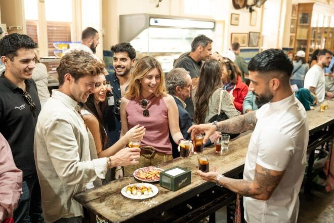 Málaga Gastronomic Tour: Tapas, Wine & Rooftops Small Group - Inclusions