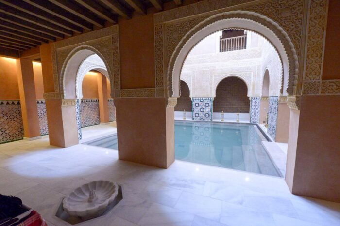 Malaga: Hammam Al Ándalus Entry Ticket With Massage - Booking and Cancellation Policy