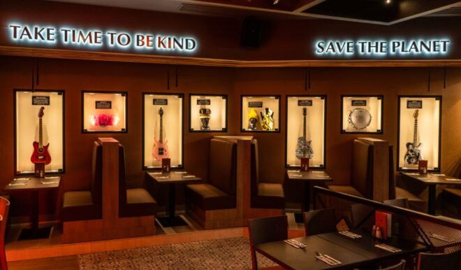 Malaga: Hard Rock Cafe Entrance With Lunch or Dinner - Directions
