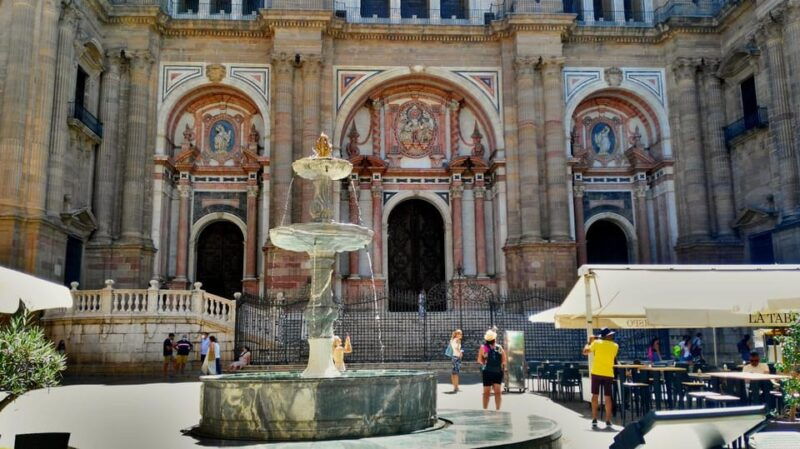 Málaga: Historic Center Private Tour With Local Guide - Itinerary Highlights